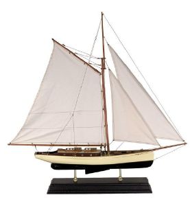 Maquette  du voilier de Croisière Classique MM Authentic Models.AS135.